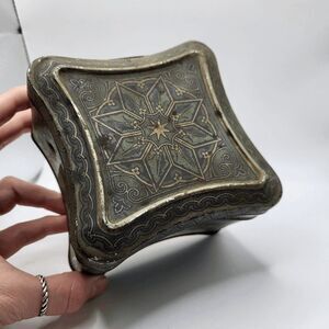 Antique Art Deco Edgeworth Smoking Tobacco Tin - 5"x 5" x 3"